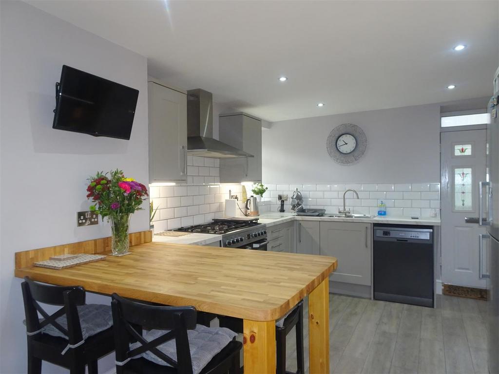 Kitchen/Breakfast