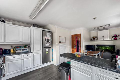 undefined, Rowan Grove, Dursley GL11