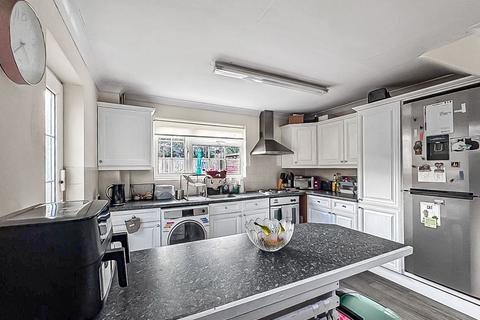 undefined, Rowan Grove, Dursley GL11