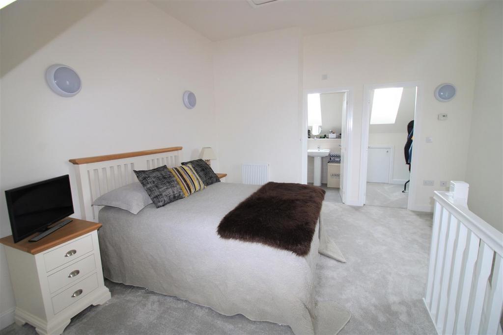 Principal Bedroom...jpg