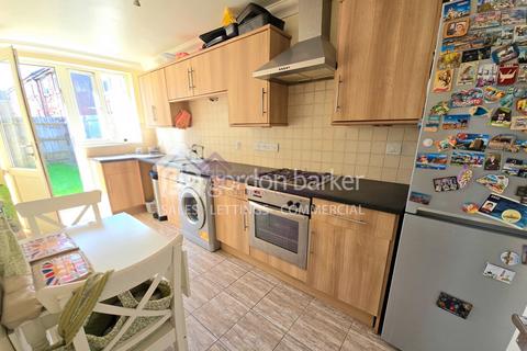 2 bedroom bungalow for sale, Fernheath Road, Bournemouth, Dorset