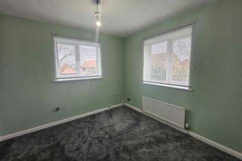 undefined, Mannington Gardens, East Hunsbury, Northampton, NN4