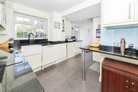 4 bedroom detached house for sale, St. Hildas Close, Crawley