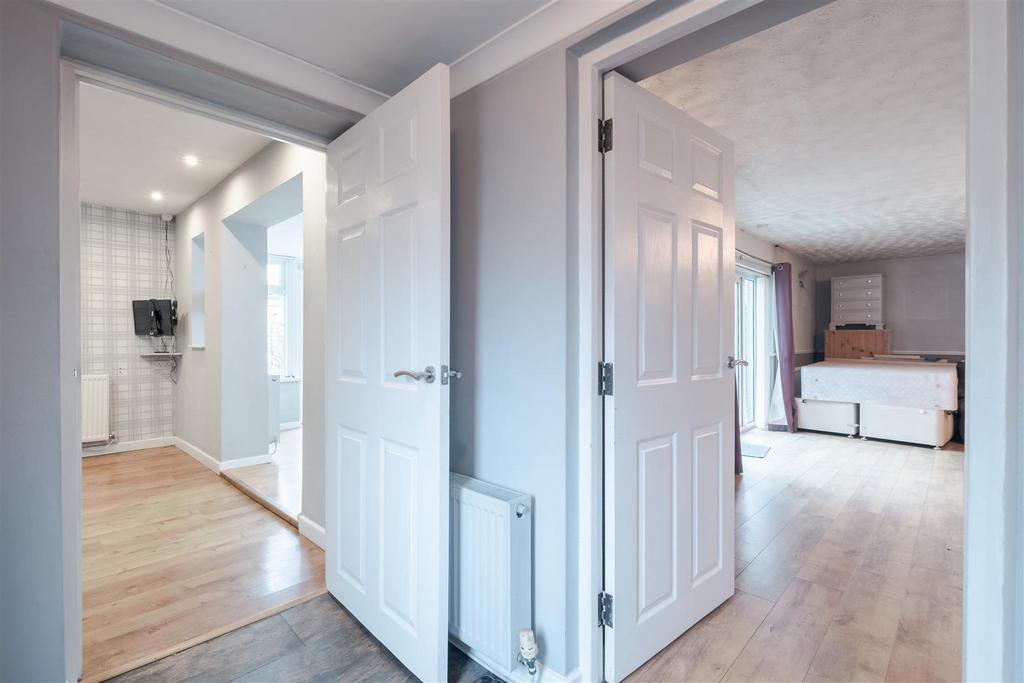 11 Kestrel Drive (18 of 22).jpg