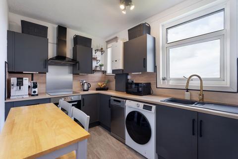 3 bedroom flat for sale, West George Street, Coatbridge ML5