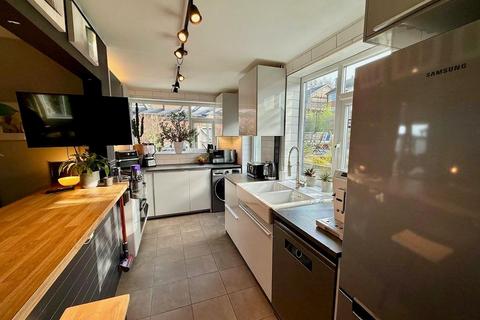 3 bedroom semi-detached house for sale, Dystelegh Road, Disley