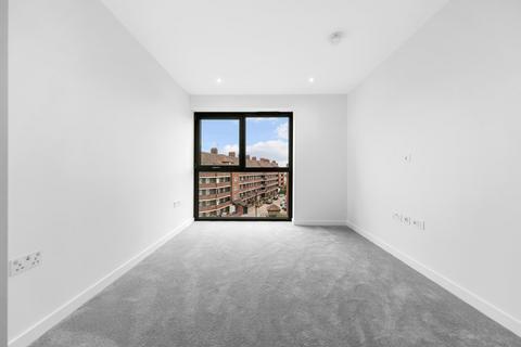 2 bedroom apartment to rent, Emperor Point, Woodberry Down, London, N4