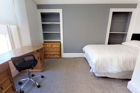 undefined, Hill Park Crescent, Devon PL4