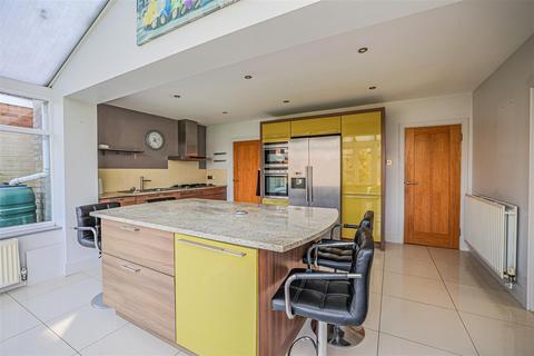 4 bedroom detached house for sale, The Horseshoe, Hemel Hempstead,HP3