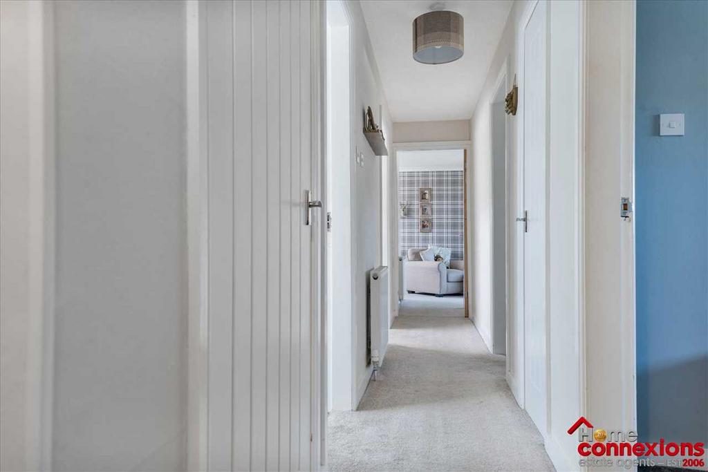 Entrance Hallway (2)