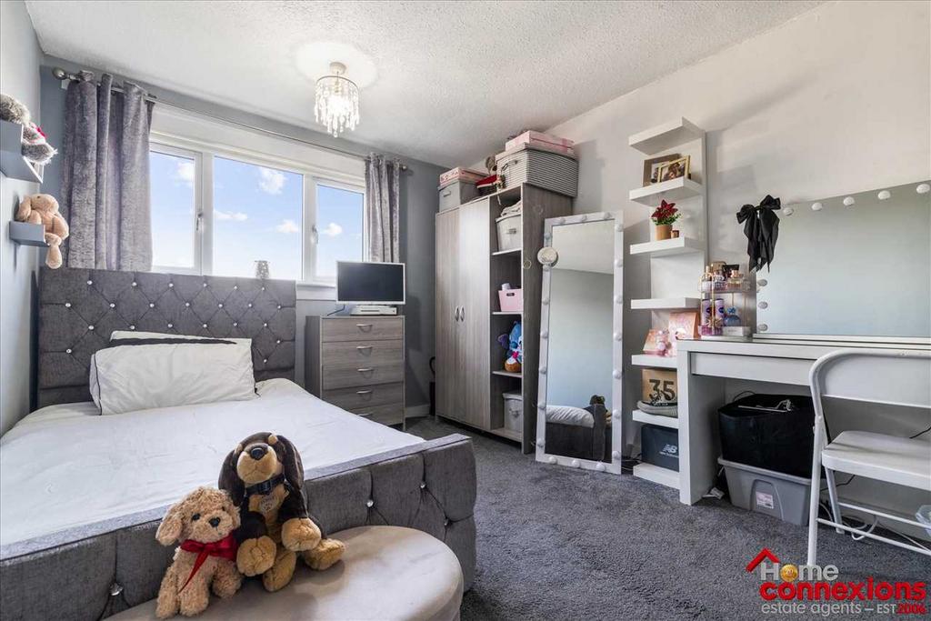 Bedroom Two (1)