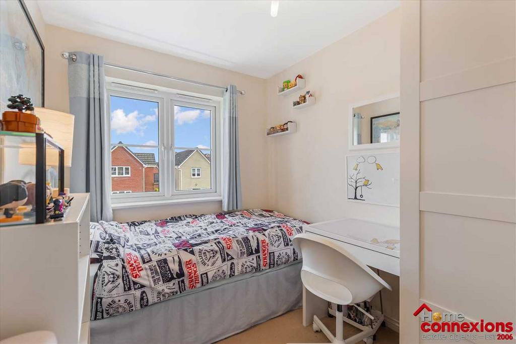 Bedroom Three (1)