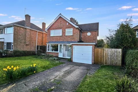 4 bedroom detached house for sale, Launde Road, Oadby