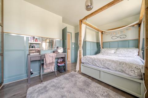 undefined, Faires Close, Southwater, Horsham, RH13