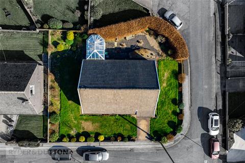 3 bedroom bungalow for sale, Boothroyd Drive, Crosland Hill, Huddersfield, West Yorkshire, HD4