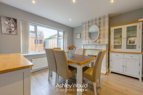 3 bedroom semi-detached house for sale, Wake Green Road, Tipton DY4