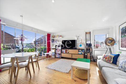 2 bedroom flat for sale, Cumberland Mills, Isle Of Dogs, London, E14