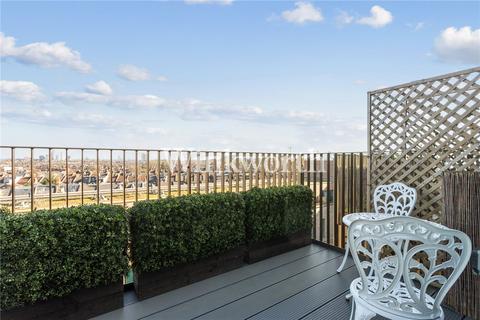 1 bedroom apartment for sale, Colina Road, London, N15
