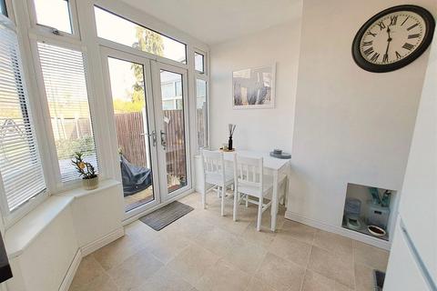 3 bedroom semi-detached house for sale, Elmay Road, Sheldon, Birmingham