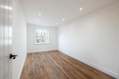 1 bedroom flat for sale, Aurum Close, Horley