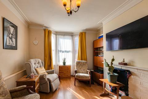 3 bedroom terraced house for sale, Rectory Grove, Leigh-on-sea, SS9