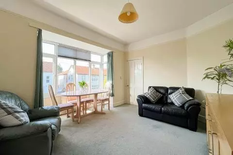 2 bedroom maisonette for sale - Prikaz 2