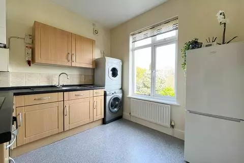 2 bedroom maisonette for sale - Prikaz 5