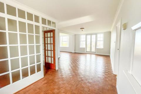 undefined, Link Road, Eastbourne BN20