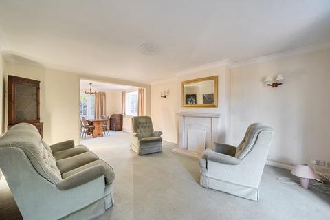 4 bedroom detached house for sale, Nine Mile Ride, Wokingham RG40
