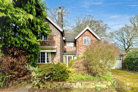 3 bedroom detached house for sale, Clayton Road, Newcastle ST5