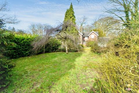 3 bedroom detached house for sale, Clayton Road, Newcastle ST5