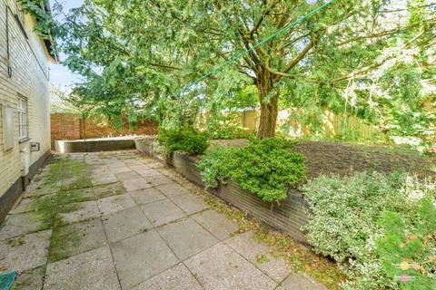 3 bedroom detached house for sale, Clayton Road, Newcastle ST5