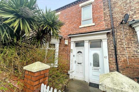 2 bedroom flat for sale, Ada Street, Westoe, South Shields, Tyne and Wear, NE33 3PX