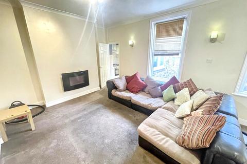 2 bedroom flat for sale, Ada Street, Westoe, South Shields, Tyne and Wear, NE33 3PX