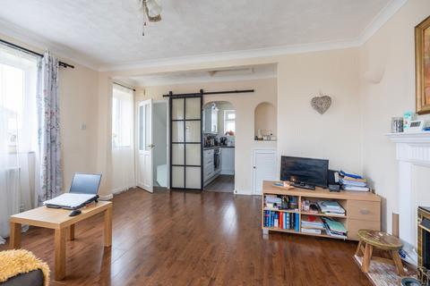 2 bedroom flat for sale, Rider Haggard Road, Heartsease