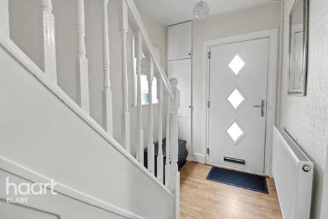 3 bedroom semi-detached house for sale, Oakleigh Avenue, Leicester