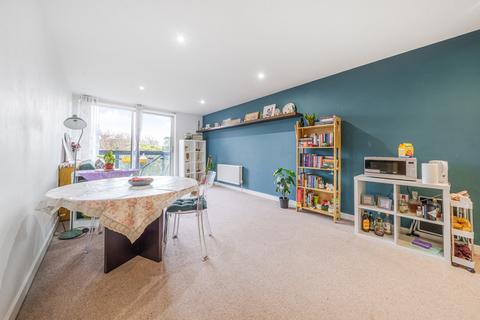2 bedroom apartment for sale, Union Lane, Isleworth, Middlesex