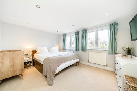 4 bedroom maisonette for sale, Cholmeley Park, London N6