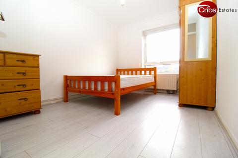 2 bedroom flat to rent, Hawthorn Court, SM1