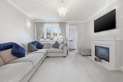 3 bedroom semi-detached house for sale, The Green, Orsett RM16