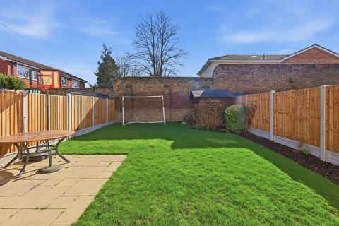 3 bedroom semi-detached house for sale, The Green, Orsett RM16