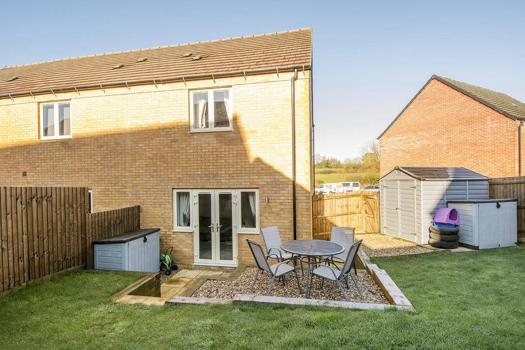 Rear Aspect Photo