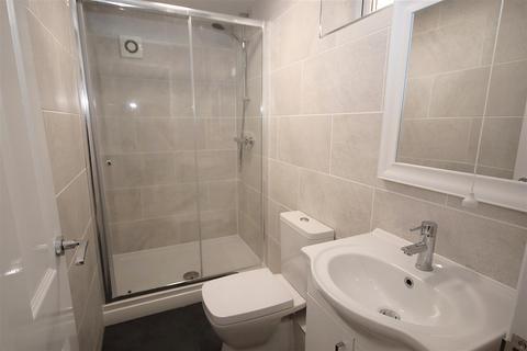 3 bedroom end of terrace house to rent, Cyprus Road, Cambridge CB1