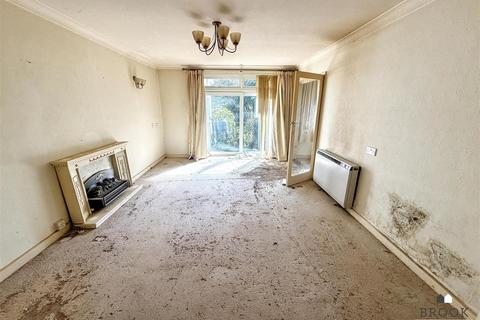 1 bedroom apartment for sale, Trinity Trees, Eastbourne BN21