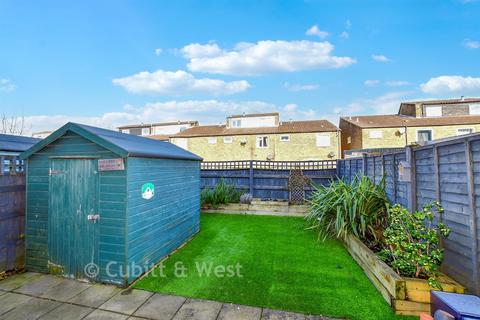 undefined, North Mead, Chichester PO19