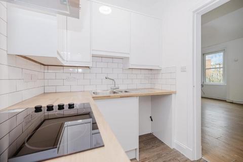 2 bedroom flat to rent, 2214L Wheatfield Road, Edinburgh, EH11 2PS