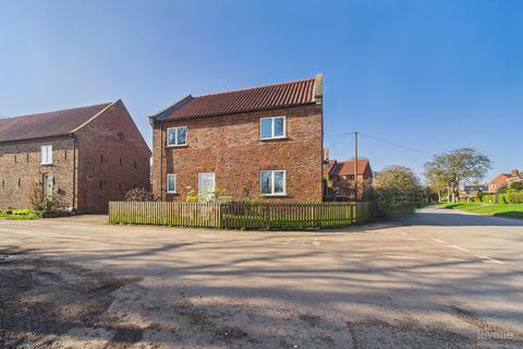 3 bedroom detached house for sale, Church Side, North Lincolnshire DN19
