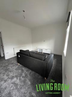 2 bedroom maisonette to rent, Moy Road, Roath, Cardiff