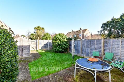 4 bedroom terraced house for sale, Oliver Whitby Road, Chichester PO19