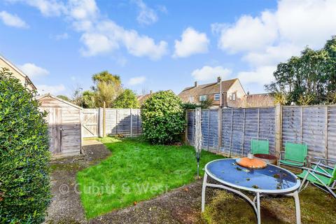 4 bedroom terraced house for sale, Oliver Whitby Road, Chichester PO19